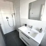 Modernes Mit Wifi, Aufzug & Kostenlos Parken El-living Augsburg