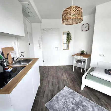 Appartement Modernes Mit Wifi, Aufzug & Kostenlos Parken El-living