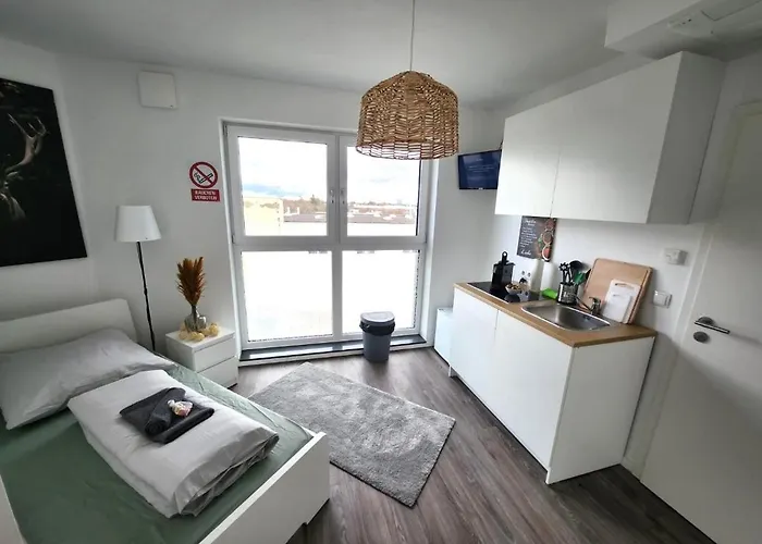 Apartamento Modernes Mit Wifi, Aufzug & Kostenlos Parken El-living Augsburgo