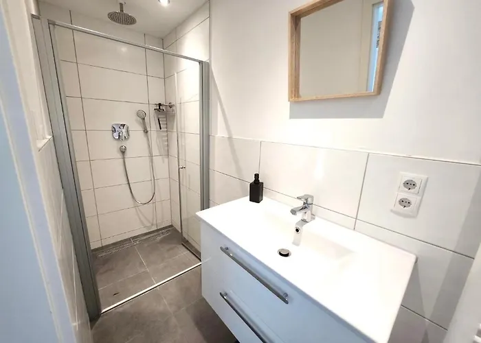 Modernes Mit Wifi, Aufzug & Kostenlos Parken El-living Διαμέρισμα *